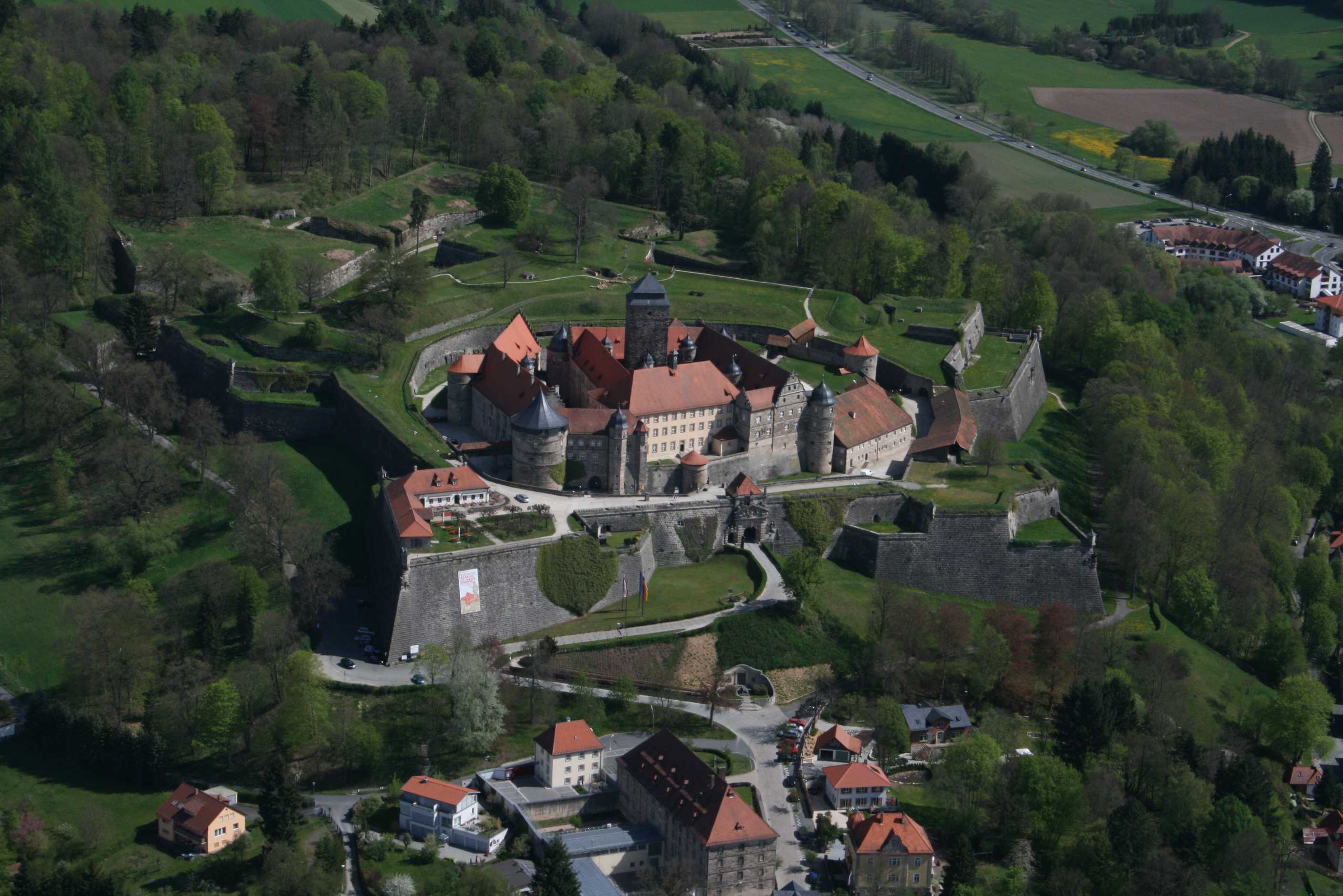 Festung-Rosenberg_Luftbild_Ansicht_k